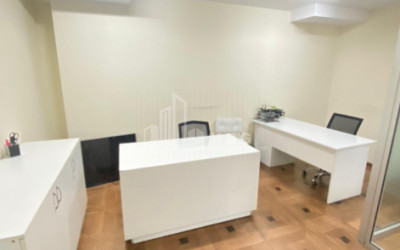 For Rent For office Commercial, in Saburtalo