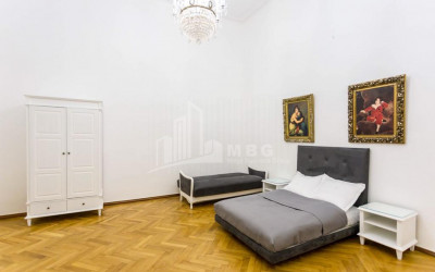 For Rent Flat, in Sololaki