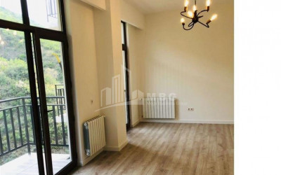 For Sale Flat, in Zemo Vera