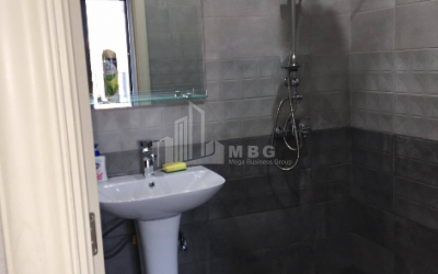 For Rent For office Commercial, in Isani