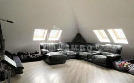 იყიდება ბინა, საბურთალო