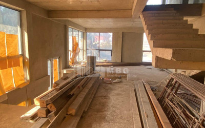 For Rent Витражный фасад Commercial, in Gldani Massive