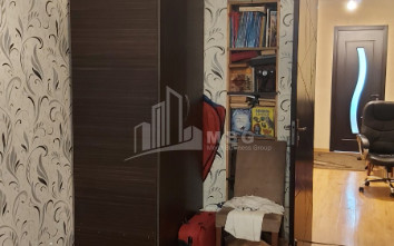 For Sale Flat, in Isani