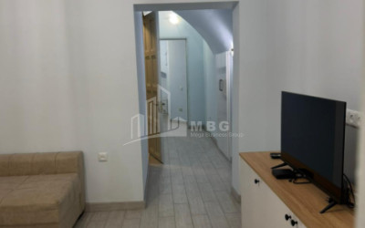 Продается Старое здание Квартира На улице А. Чикобава, ჩუღურეთი