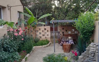 For Sale House   Villa, in Mukhiani