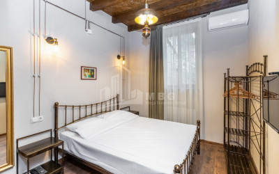 For Rent House - Villa, in Mtatsminda District