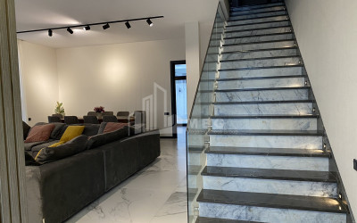 Продается Дом - Вилла, в Дигмис вели