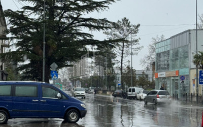 For Rent Building Commercial In Abasha
