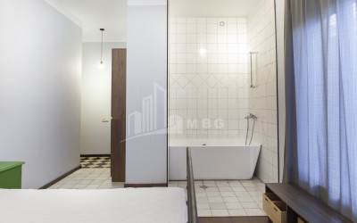 For Sale House - Villa, in Mtatsminda