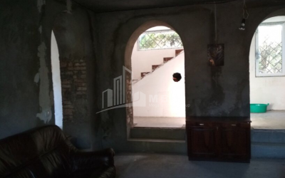 For Sale House - Villa, in Easter Easter