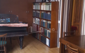 For Sale Flat, in Saburtalo