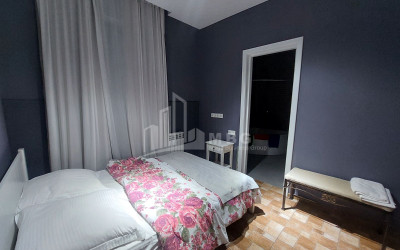 For Sale House - Villa, in Mtatsminda