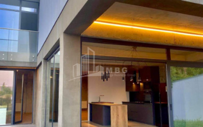 For Rent For office Commercial, in Svanetis Ubani