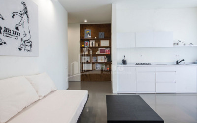 Продается Квартира, в Мтацминда