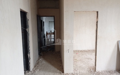 For Sale Flat, in Sanzona