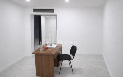 For Rent Universal Commercial On A. Mitskevich Street, საბურთალო