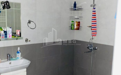 For Sale Flat, in Navtlughi-2