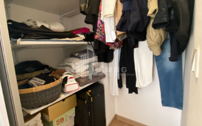 For Sale Flat, in Bagebi