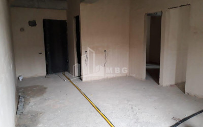 For Sale Flat, in Town Zahesi
