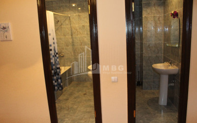 В аренду Квартира, в Ваке Район