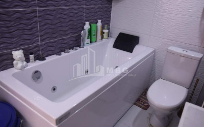 For Sale Flat, in Digomi Massive