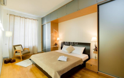 For Sale Flat, in Vera