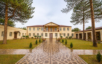 იყიდება შატო / ღვინის ქარხანა / მარანი კომერციული ფართი ახმეტაში