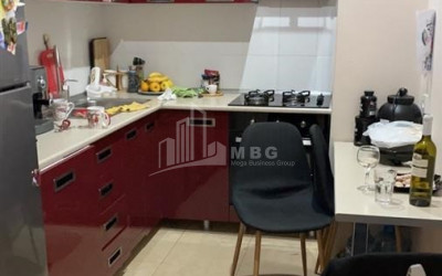 იყიდება ბინა, საბურთალო