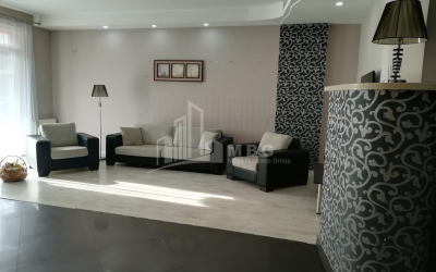 For Sale Flat, in Zemo Vera