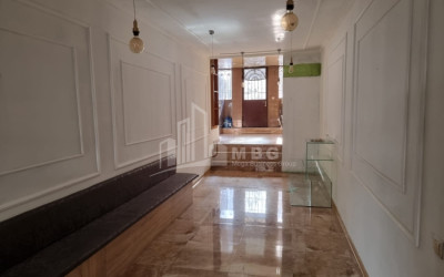 For Sale Building Commercial, in Isani