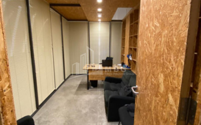 For Rent For office Commercial, in Sololaki