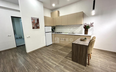 For Rent Flat, in Metromsheni