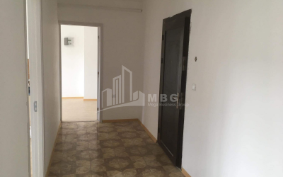 For Sale Flat, in Isani