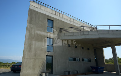 Продается Коммерческий Охио Ахмета Кахети