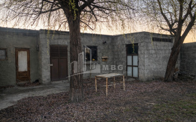 იყიდება კომერციული ფართი, მუხრანი, მცხეთა, მცხეთა - მთიანეთი