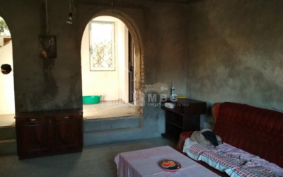 For Sale House - Villa, in Easter Easter