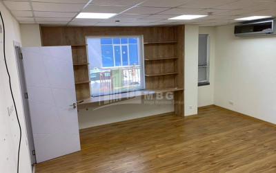 For Rent For office Commercial, in Saburtalo