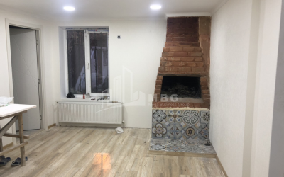 For Sale Flat, in Sololaki