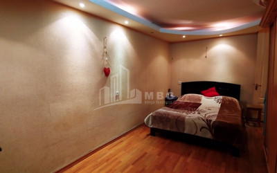 Продается Квартира, в Ваке