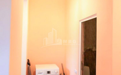 For Sale Flat, in Okros ubani