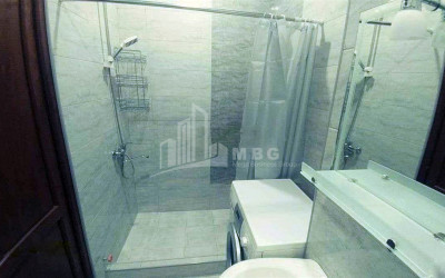 იყიდება ბინა, გლდანის მასივი