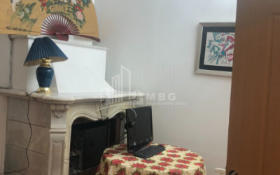 For Sale Flat, in Sololaki