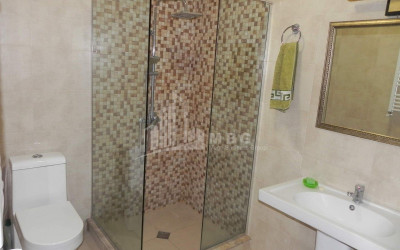 ქირავდება ბინა, საბურთალო