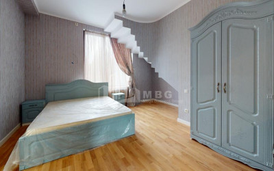 იყიდება სახლი - აგარაკი, დიღმის ჭალა