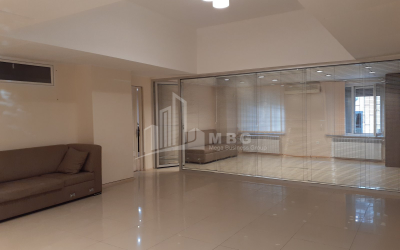 For Sale For office Commercial, in Mtatsminda