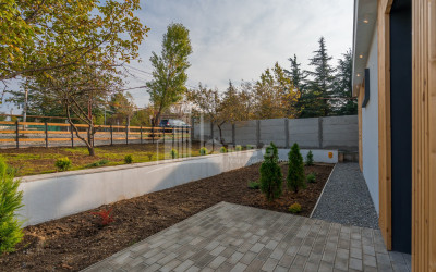 For Sale House - Villa, in fence