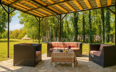 იყიდება ბიზნესი კომერციული ფართი თელავი კახეთი