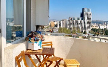 იყიდება ბინა, საბურთალო