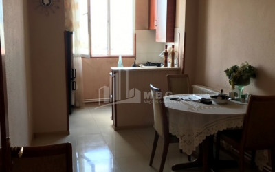 Продается Квартира, в Дигомский массив