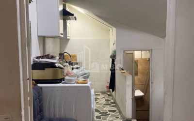 For Rent For office Commercial, in Sololaki